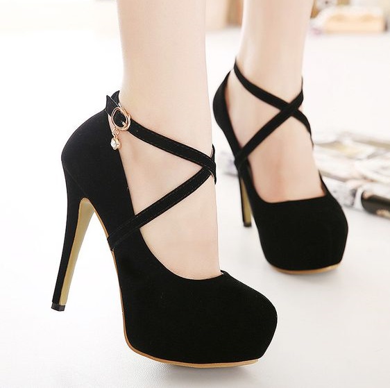 45 Classy Rounded Toe Heels To Attain That Formal And Elegant Look
