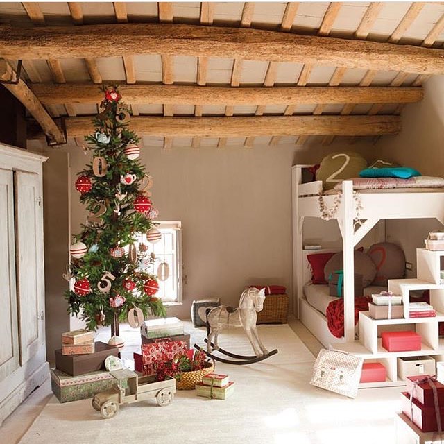Christmas Decorating Ideas for Kids' Rooms