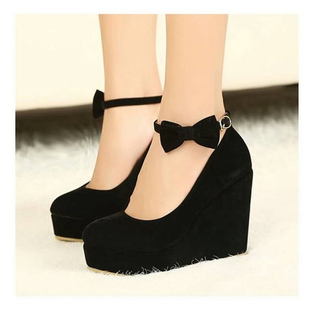Appealing Black Wedge Heels With Bow On Ankle