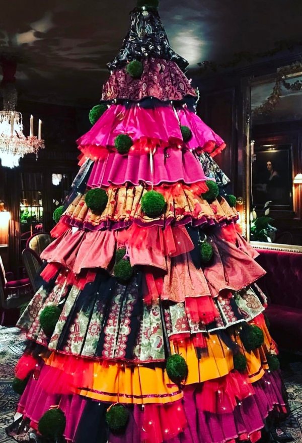 Colorful closet as a Christmas tree. Pic by vanessavwebb