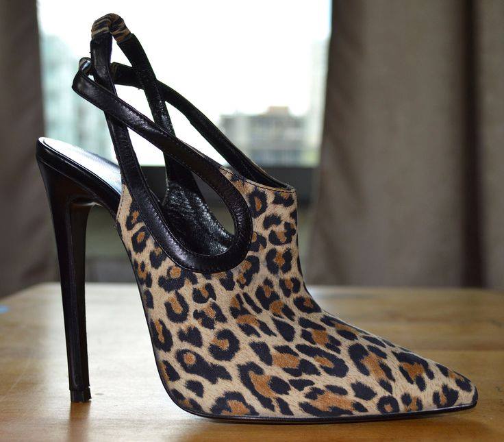Impressive Leopard Print Slingback Heels