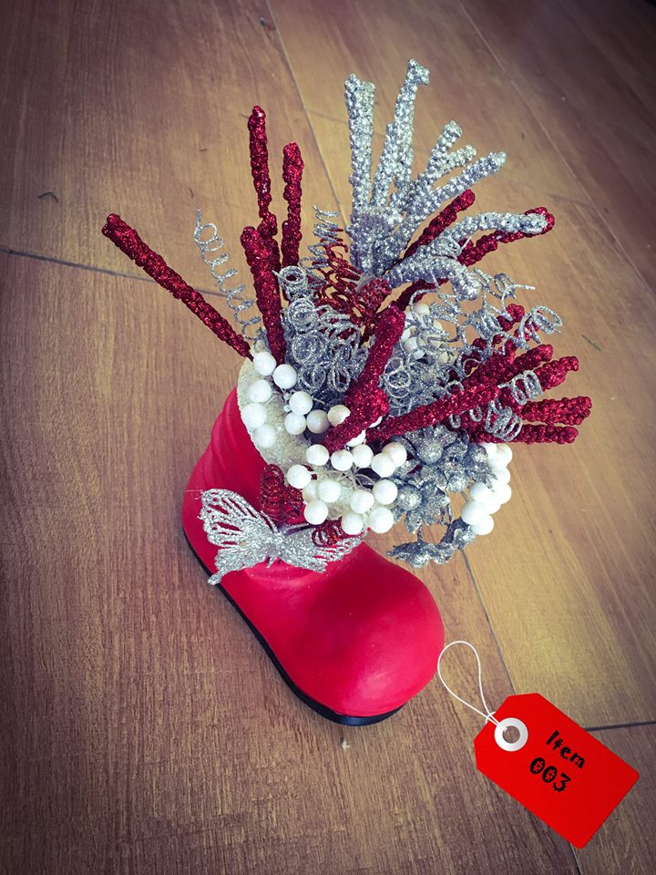 Chic Santa Magical Foot With Silver Red Glittery Curlies