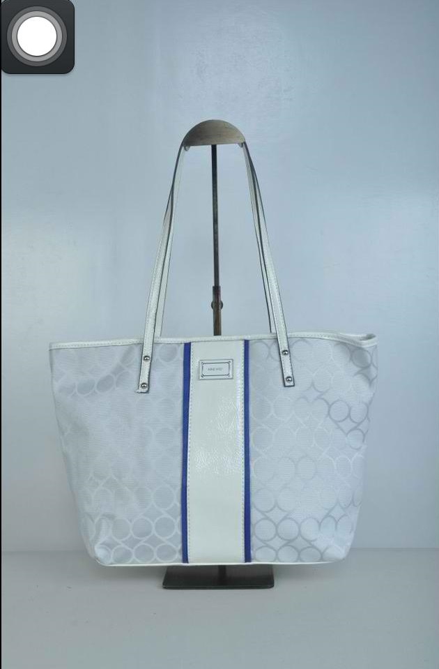 Elegant White Serra Tote Bag