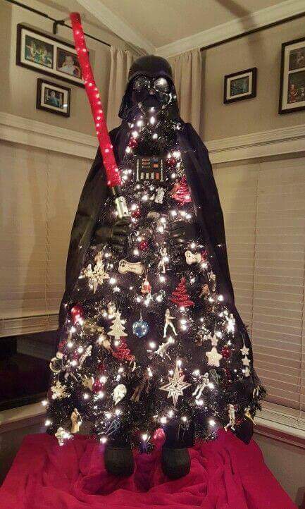 Helarious Christmas Tree Decor Idea