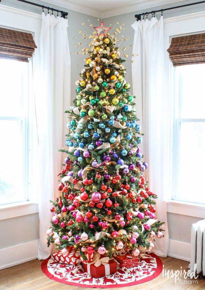 Lovely Colorful Christmas Tree Decorations