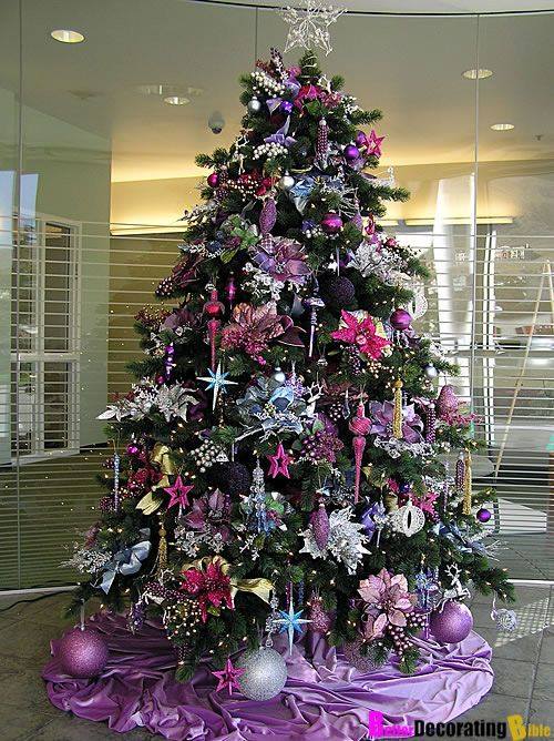 Pretty Pink And Lavenders Used To Decor Tree