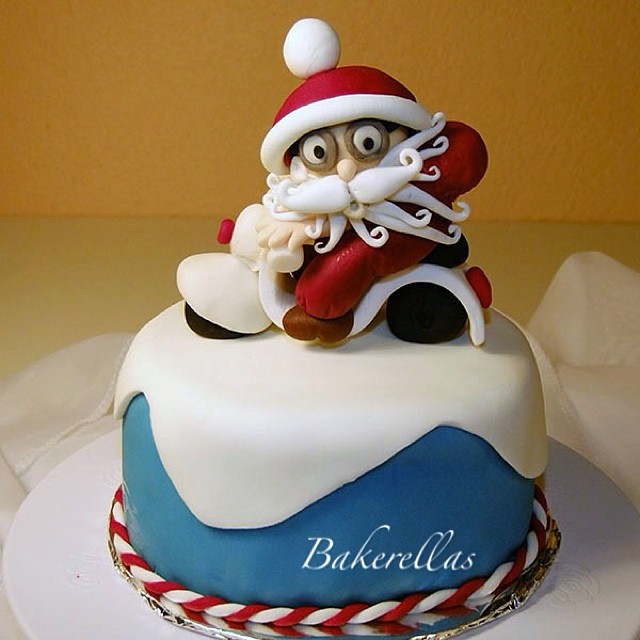 Funny Santa Christmas Cake
