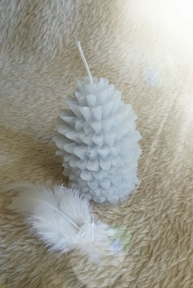 Lovely White Pine-Cone Candle