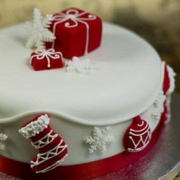 Red And White Cake Deccor
