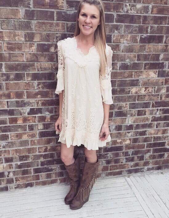 Alluring Beige Lace Dress With Leather Fringe Knee Shoes