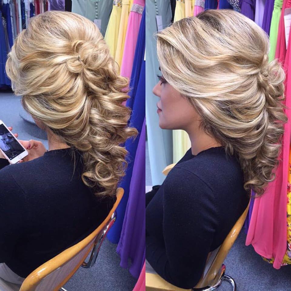 Attractive Hairstyle Gives You Fabulous Look