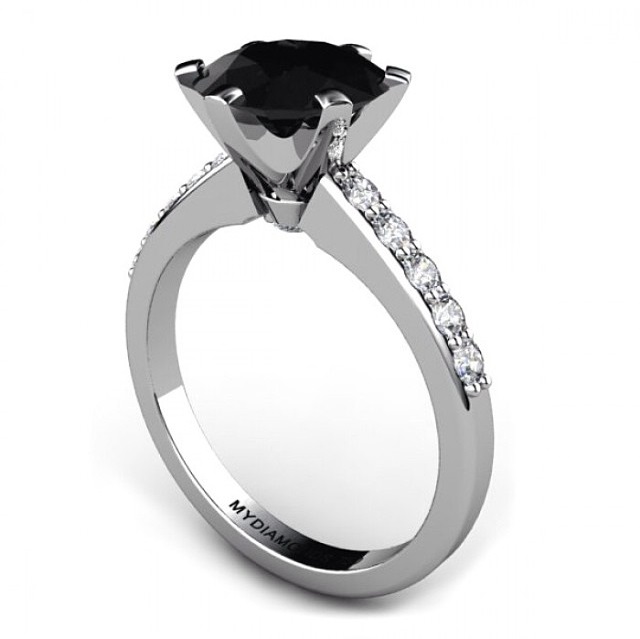 Glamorous Platinum Engagement Ring With Black Diamond