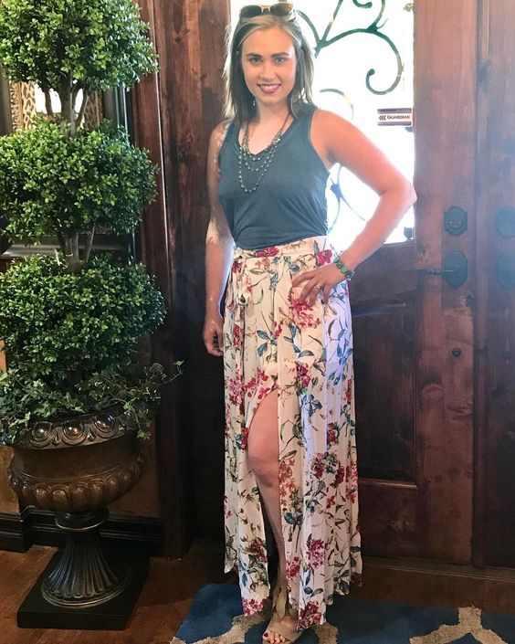 Chic Floral Print Side Slit Skirt With Tank Top