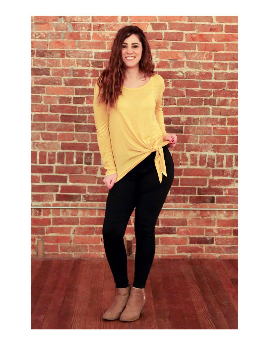Sassy Yellow Knot Top With Black Jagging