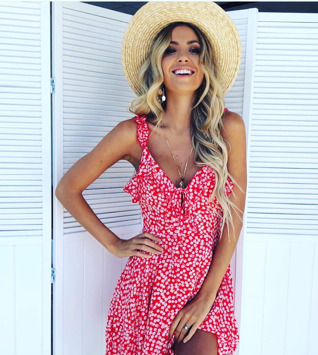 Sleeveless Dress In Summer Floral Prints With Hat