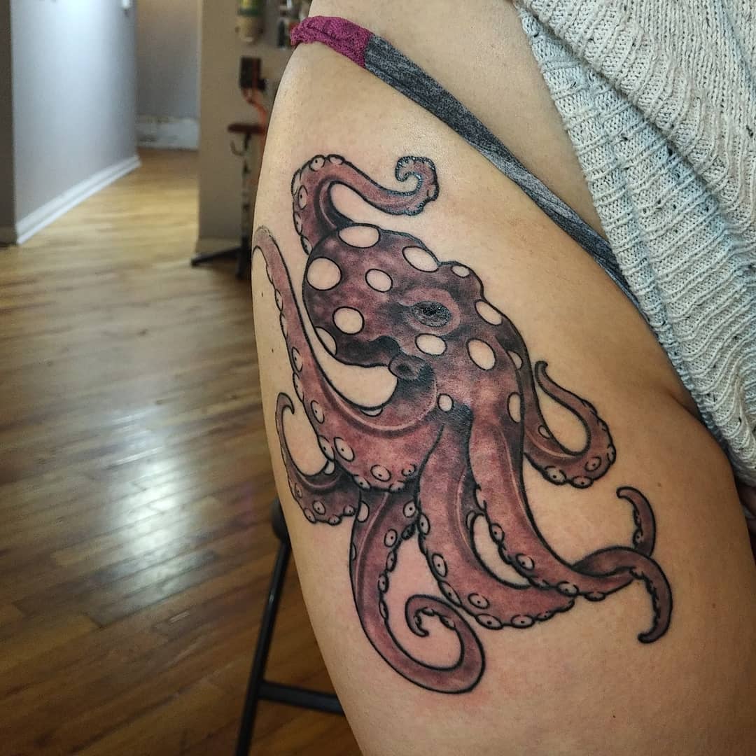 Cool Octopus Hip Tattoo Idea