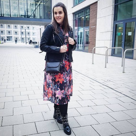 Eye-Catching Flower Dress Combined With A Black Leather Jacket