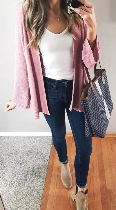 Flare Sleeves And Ribbed Texture Pink Cardigan Looks Fabulous