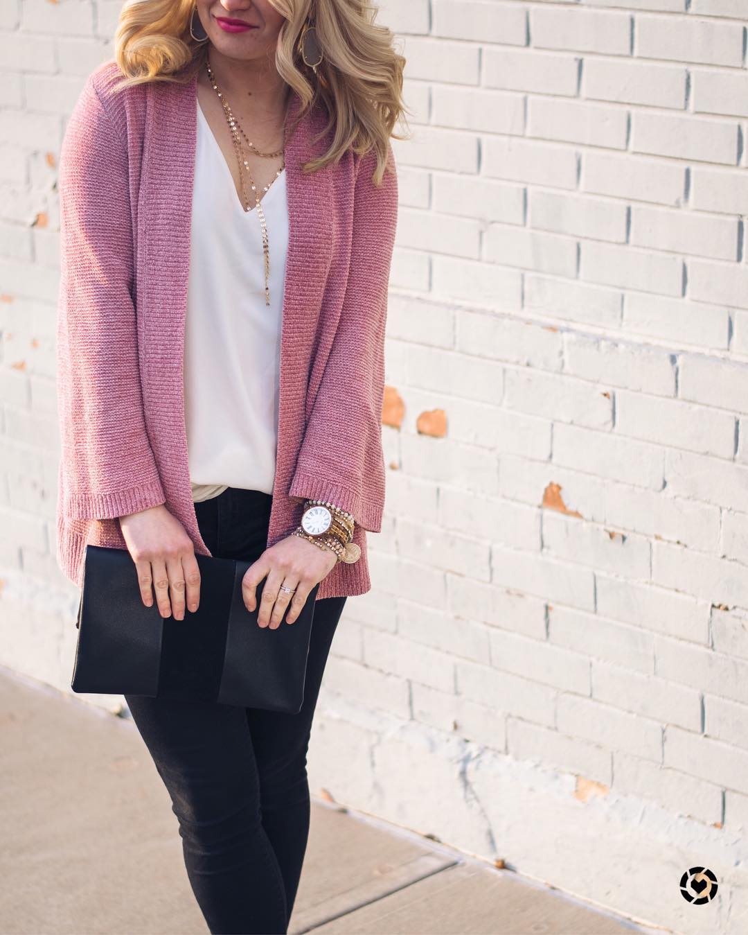 Gorgeous Pink Open Cardigan With White Top And Black Denim Jeans