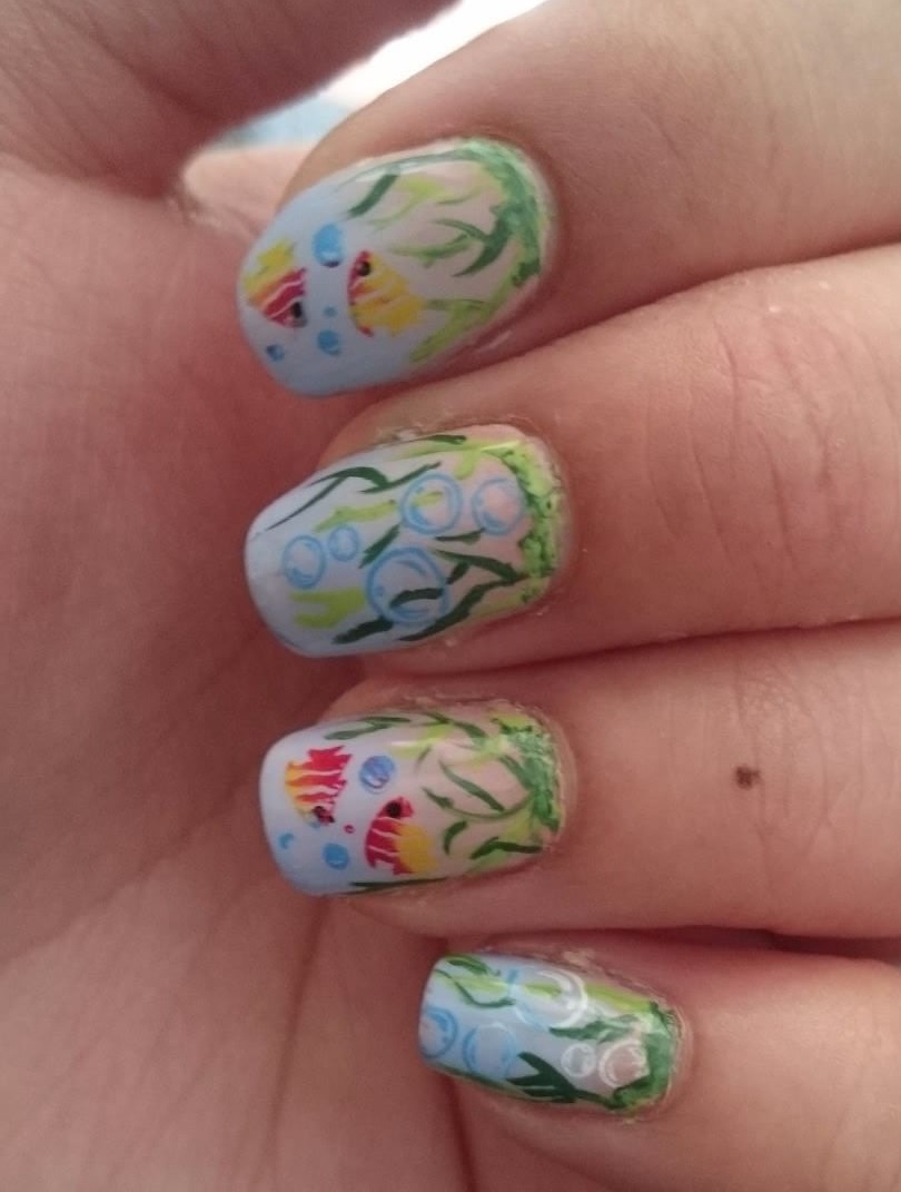 Beautiful Bottom Of Ocean Painted On Nails