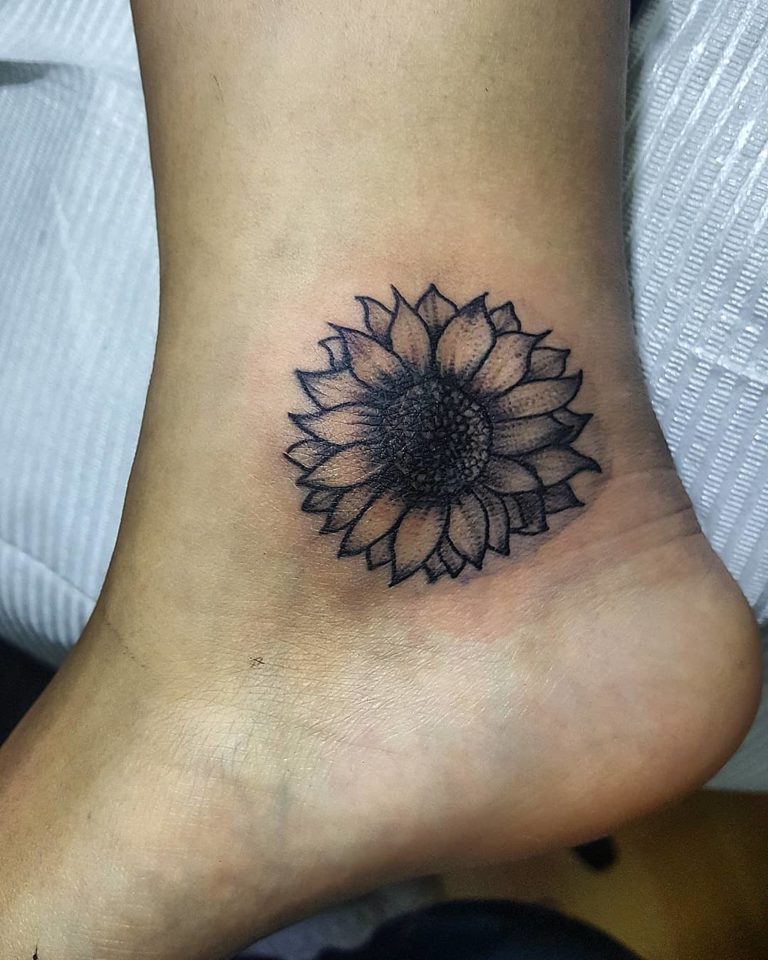 50+ Stunning Sunflower Tattoo Designs: Find Your Perfect Ink!