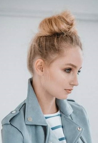 Trendy Top Knot Look For Perfect Day Night Out