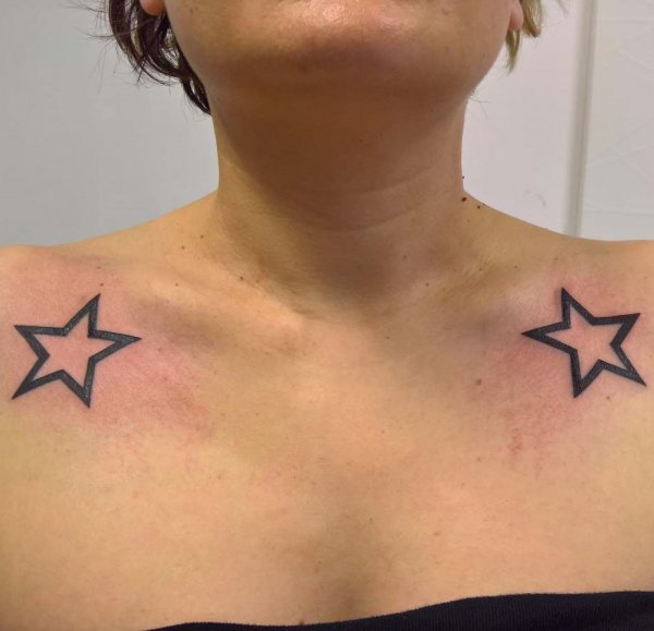 Bold Star Tattoo On Both Shoulder