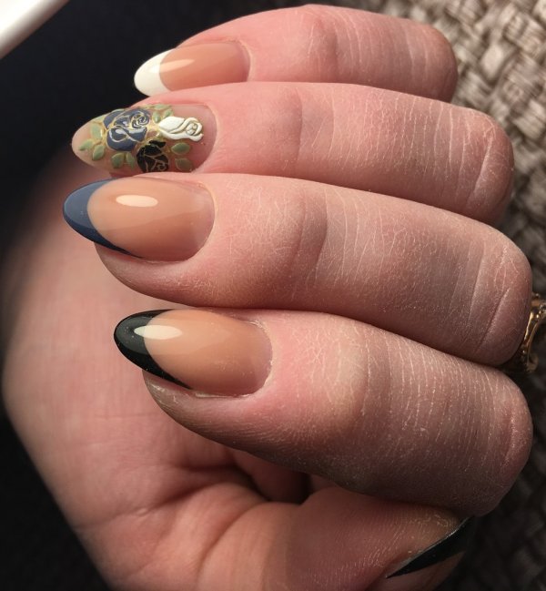 Dark French Tips With Roses