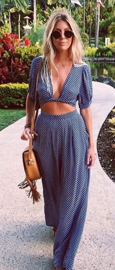 Fashionable Street Style Two Piece Summer Outfit And Crossbody Bag