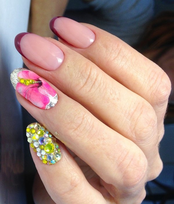 Mindblowing Pink Nails With Colored Beads
