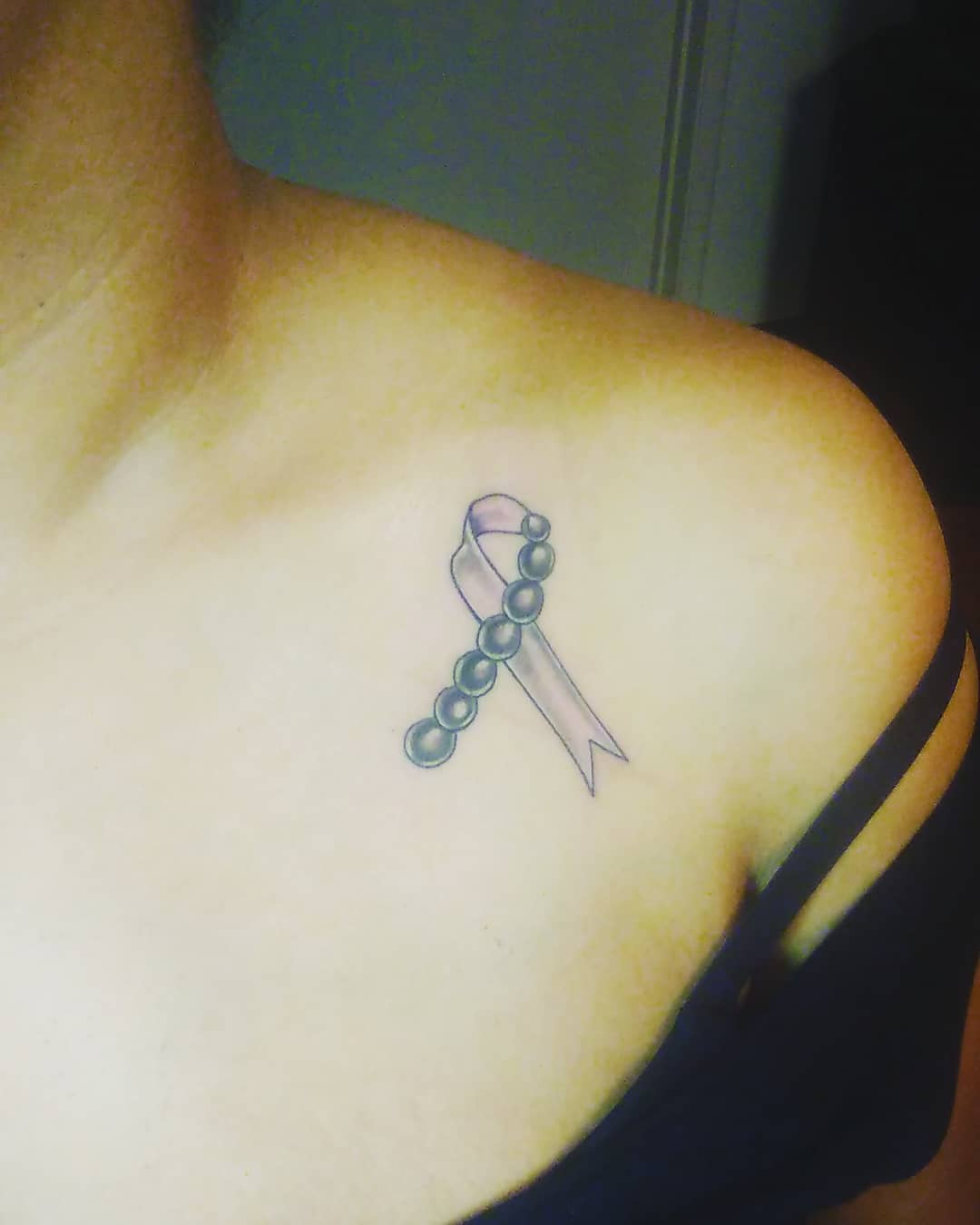 Modish Ribbon Tattoo For Lung Cancer