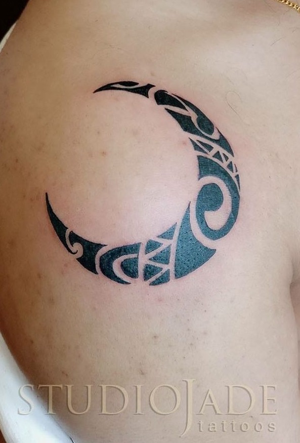 Ravishing Moon Tattoo On Shoulder