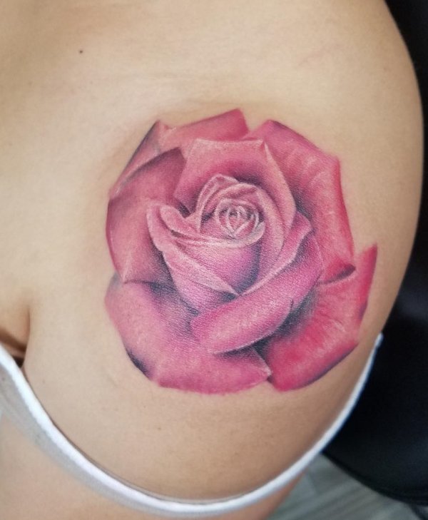 Realistic Rose Tattoo On Shoulder