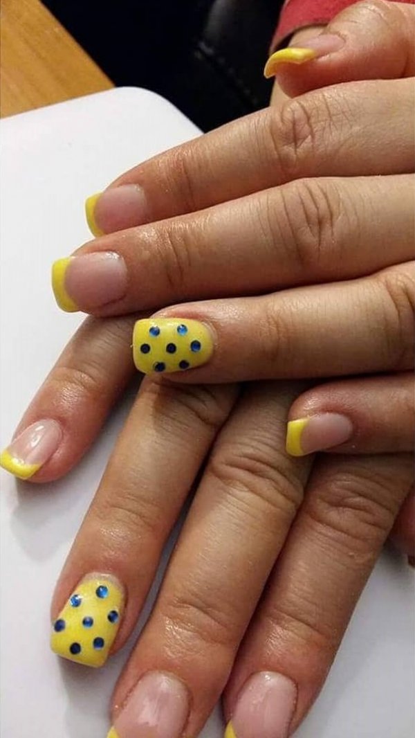 Yellow Nails Decorated With Sparkle