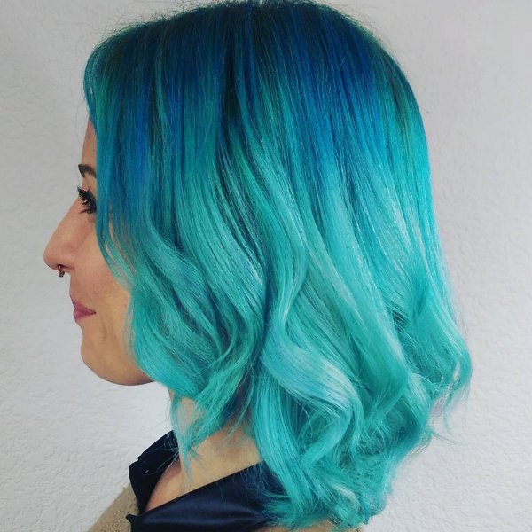 Adorable green And Blue Ombre Hairs