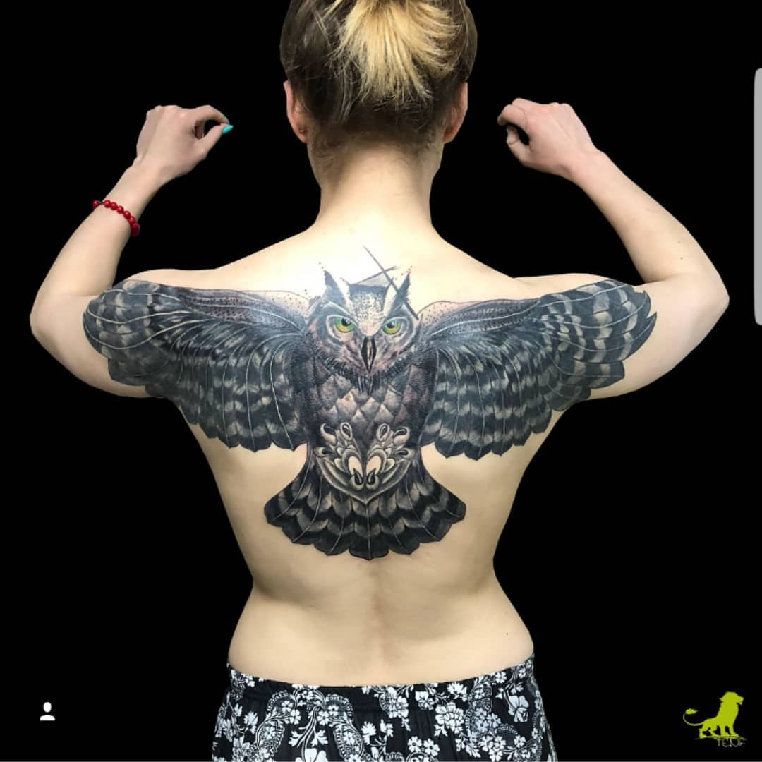 Alluring Coverup Owl Tattoo On Upper Back