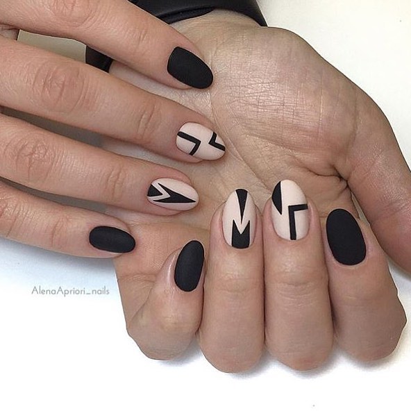Amazing black and pink geometric nails