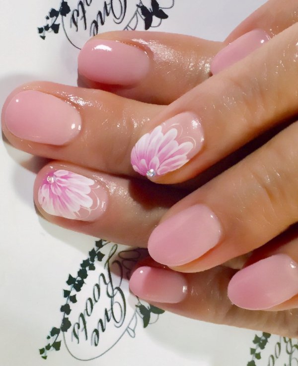 Exclusive Baby pink Decorated Floral Nails
