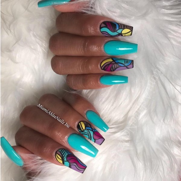 Pretty light blue geometric nails