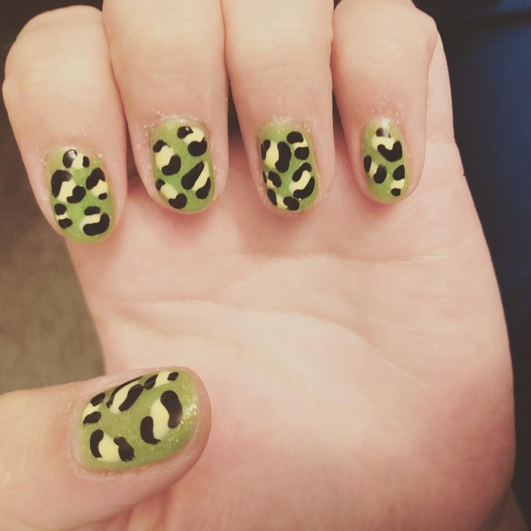Trendy Green And Yellow Animal Print Nails