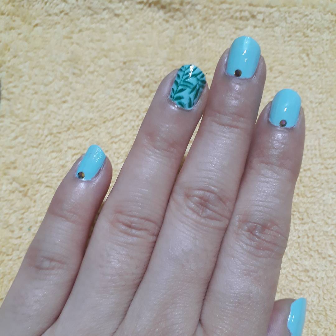Turquoise Easy Summer Nail Art