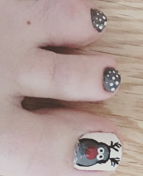 Black & white polka dots with reindeer toes. Pic by lucysbeautboutique