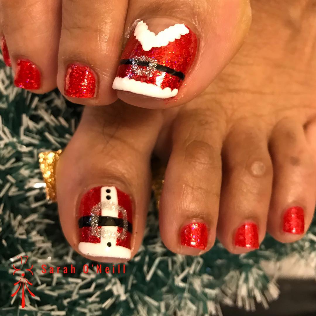 Mr. & Mrs. Santa Clause Christmas Toes. Pic by nailsbysarahoneill