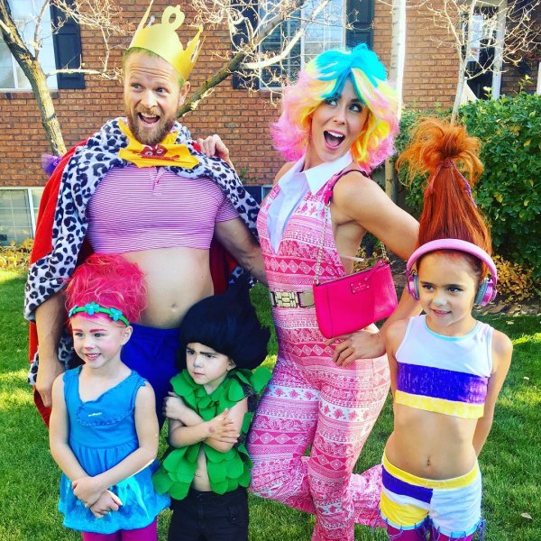 50 Cute Halloween Family Costume Ideas For Your Family