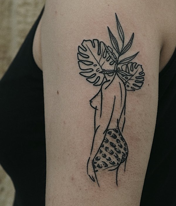 Feminist girl tattoo idea. Pic by moialena_