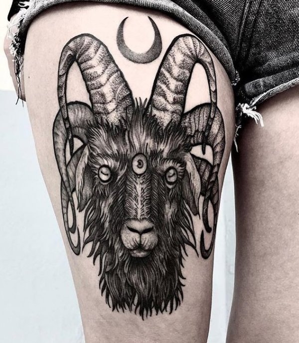 Incredible scary tattoo on thigh. Creepy Tattoo Ideas