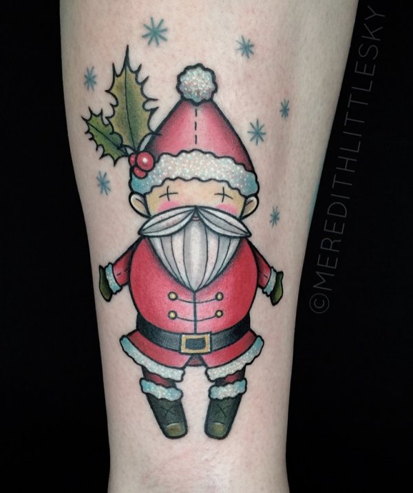 Superb little Santa tattoo.