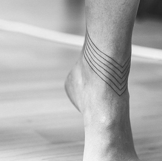 Beautiful Lines On Ankle.