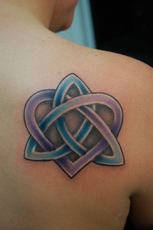 Colorful feminine tattoo for shoulder.