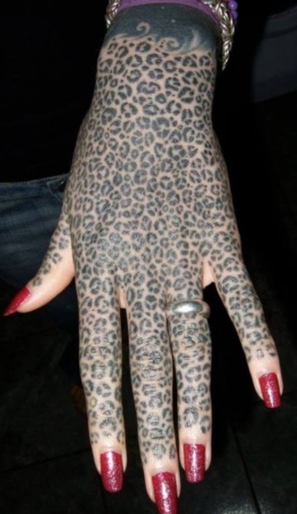 Ladies you can have leopard skin if you get inked this cool and sexy tattoo design.